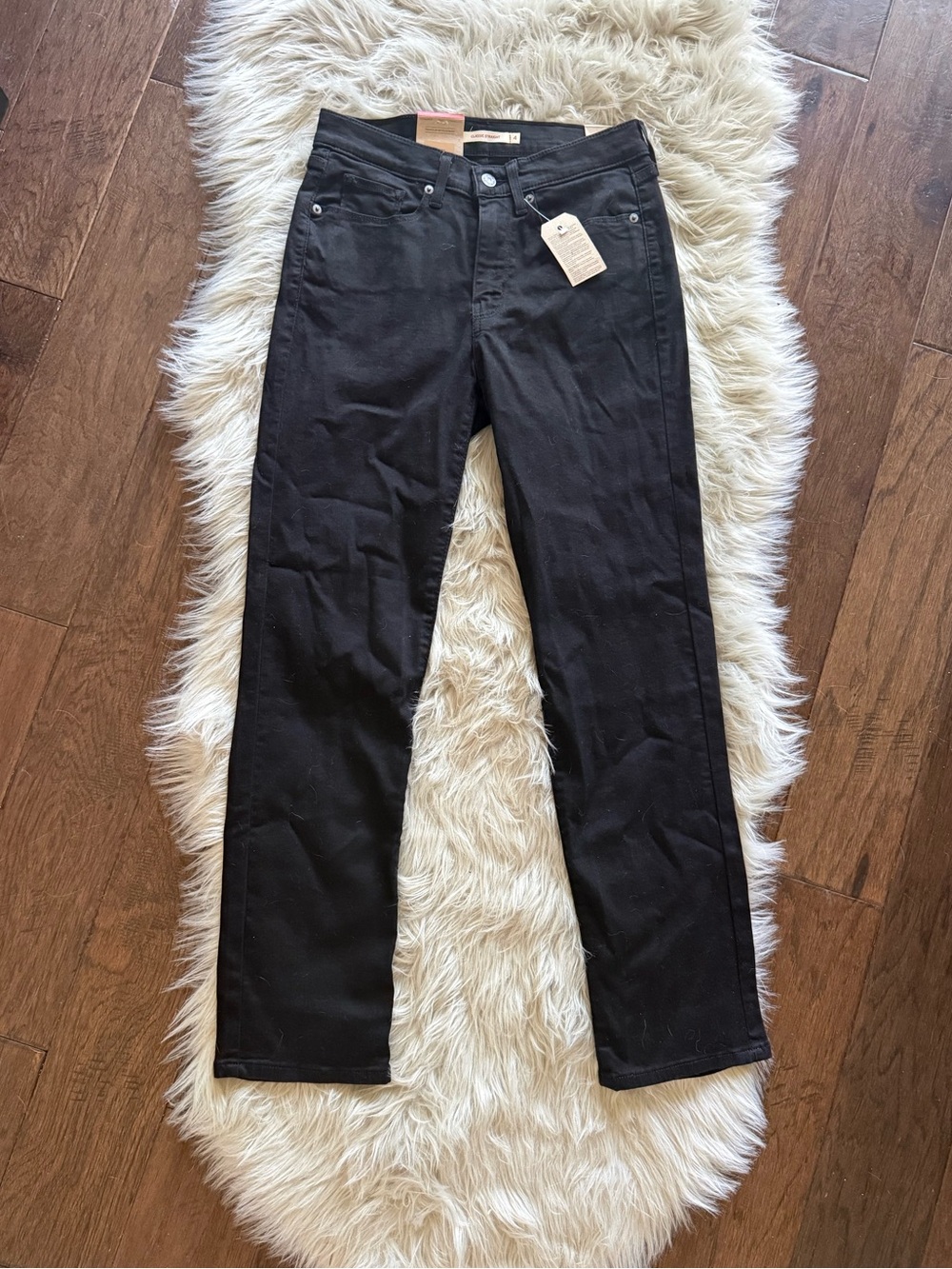 NWT Levi's Black Classic Straight-Leg Jeans